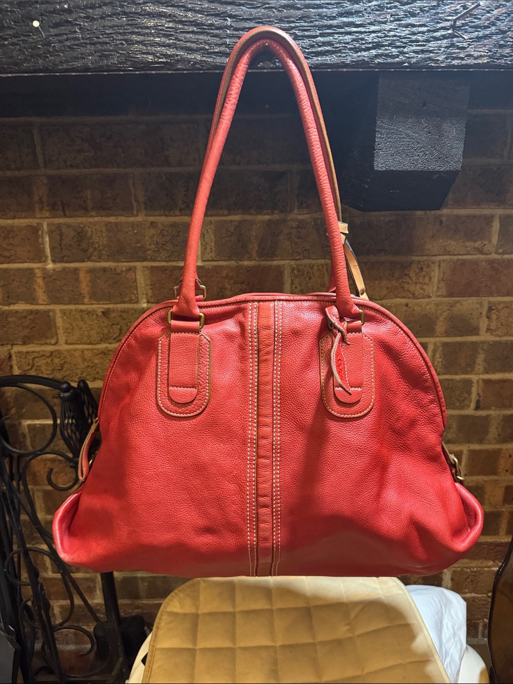 Women's Red Leather Hobo Shoulder Bag - Sleek Everyday Carry